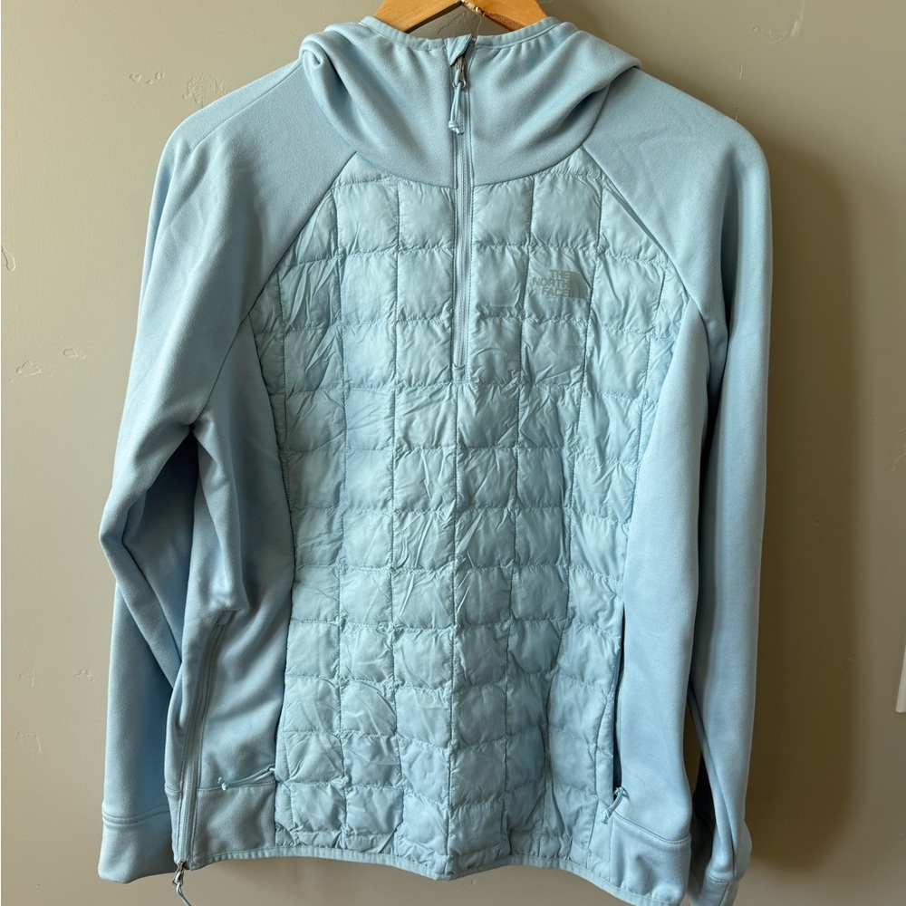 The North Face Women's Eco Thermoball Hooded Pull Over - Light Blue